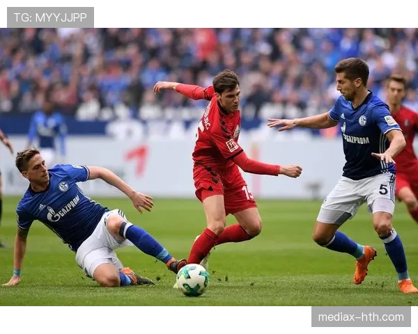 德甲加时赛表现顽强，球队韧性获赞