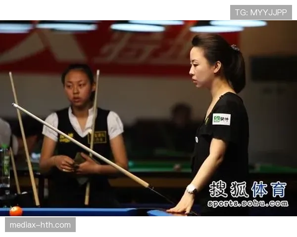 潘晓婷这反差也太绝了，比赛里杀气腾腾，下了场随手一掏钱包就不是普通人